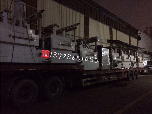 14米高精密蝕刻機(jī)裝車發(fā)貨!